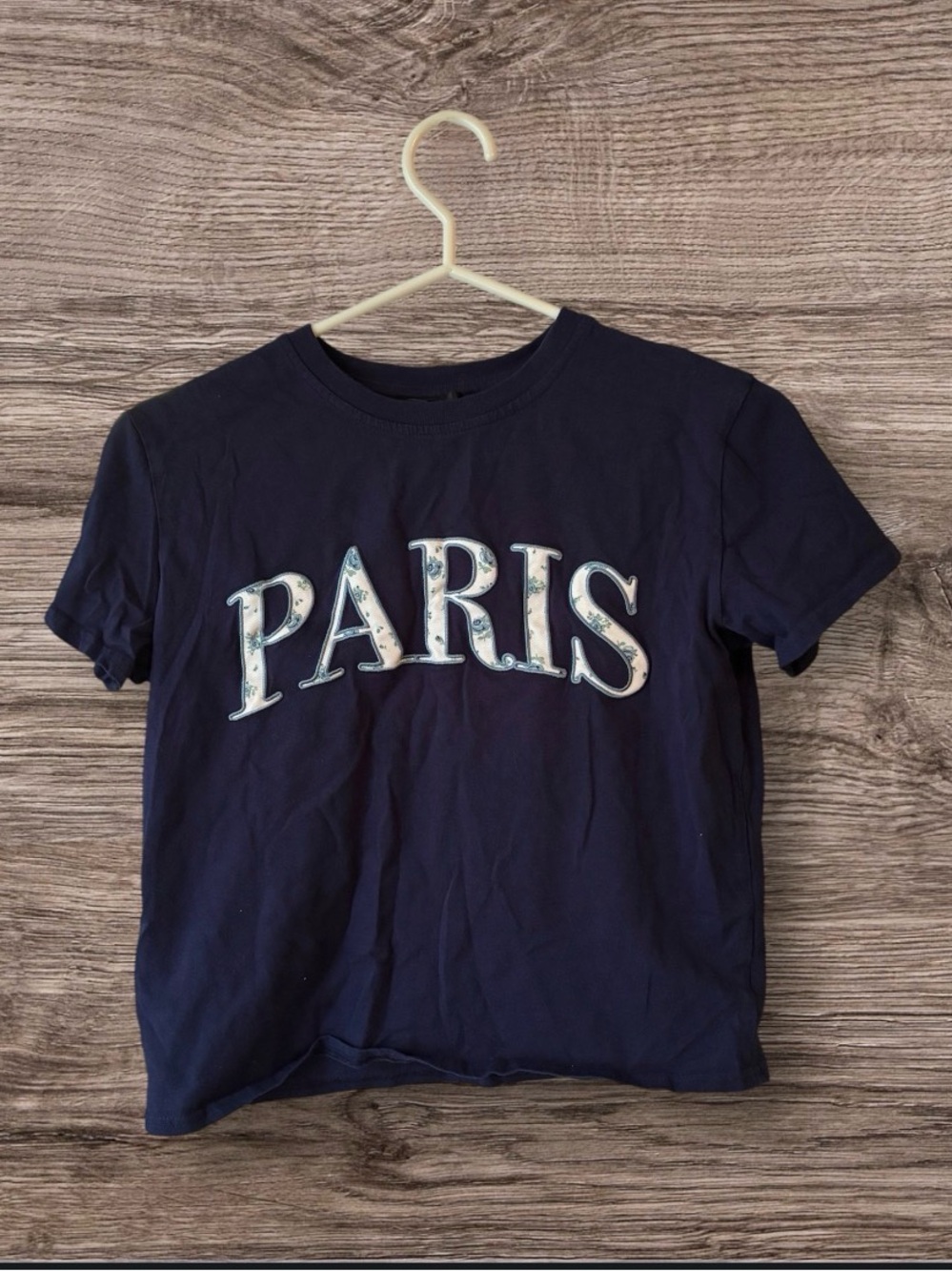 Streetwear Society Women's Navy Blue PARIS Graphic Tee Cropped Size Medium